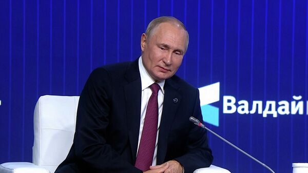 Путин объяснил, почему ассоциирует себя с низами общества