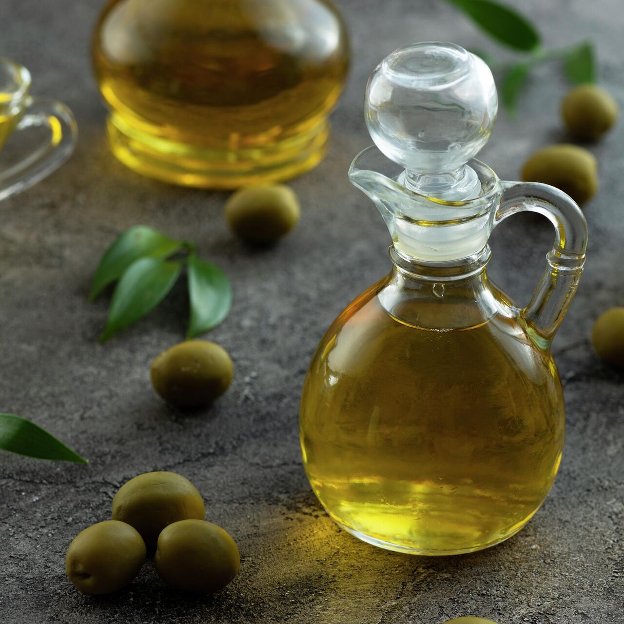 Оливки и маслины: польза и вред