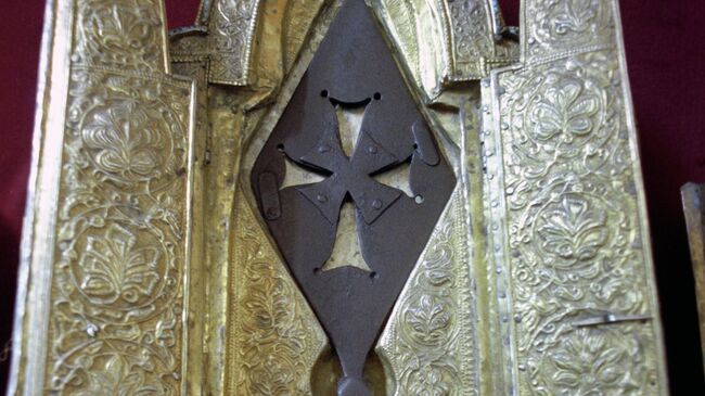 Святой Гегард (копье), которым предположительно римский воин пронзил распятого Иисуса Христа. Музей церковной утвари в Эчмиадзинском кафедральном соборе, Армения