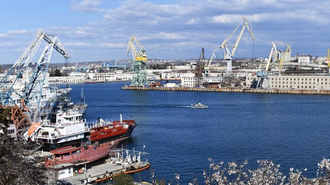Морской транспорт в Севастопольской бухте возобновил движение