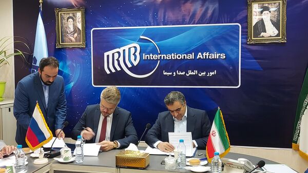 Информационное агентство и радио Sputnik и Гостелерадио Ирана (IRIB) подписали партнерское соглашение в рамках визита представителей агентства в Тегеран