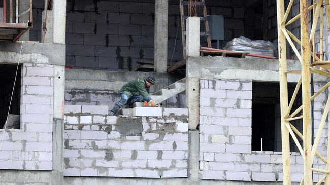 Три дома и школу в Лебедяни сдадут в строй к концу года