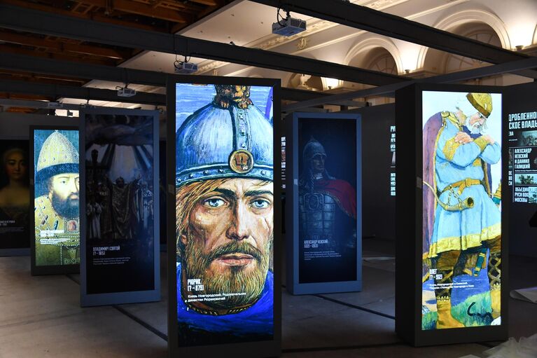 Выставка Украина. На переломах эпох в ЦВЗ Манеж в Москве Выставка Украина. На переломах эпох в ЦВЗ Манеж в Москве