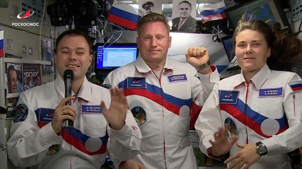 Космонавты с МКС поздравили россиян с Днем народного единства