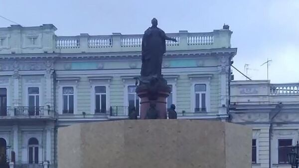 Памятник российской императрице Екатерине II в Одессе. Кадр из видео очевидца
