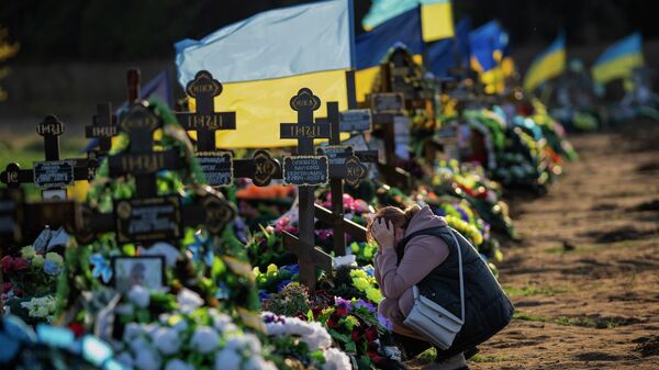 Могилы погибших украинских военных