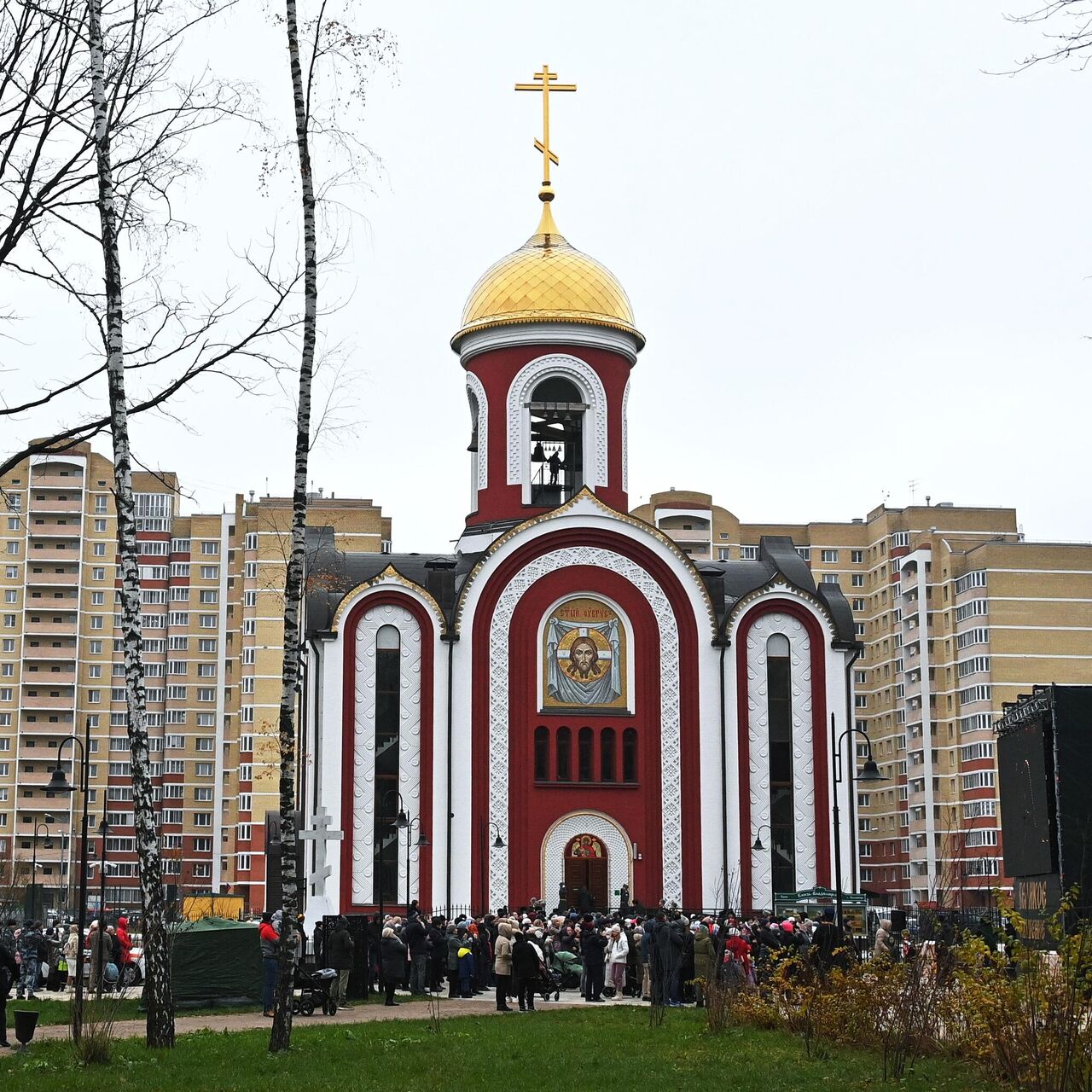 Патриарх Кирилл освящает главный храм Росгвардии - РИА Новости, 07.11.2022