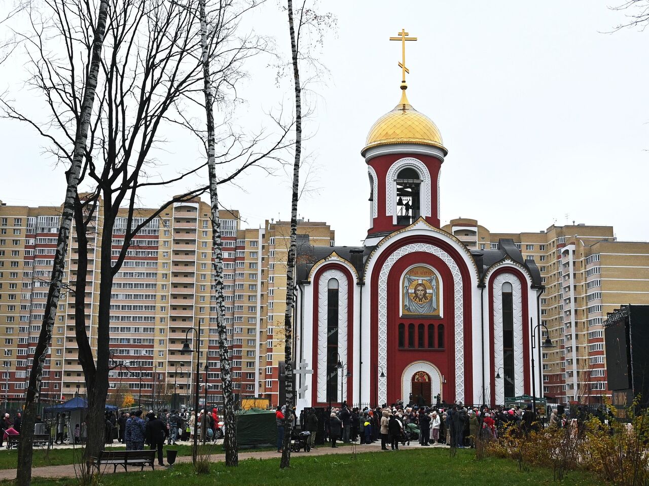 Патриарх Кирилл освящает главный храм Росгвардии - РИА Новости, 07.11.2022