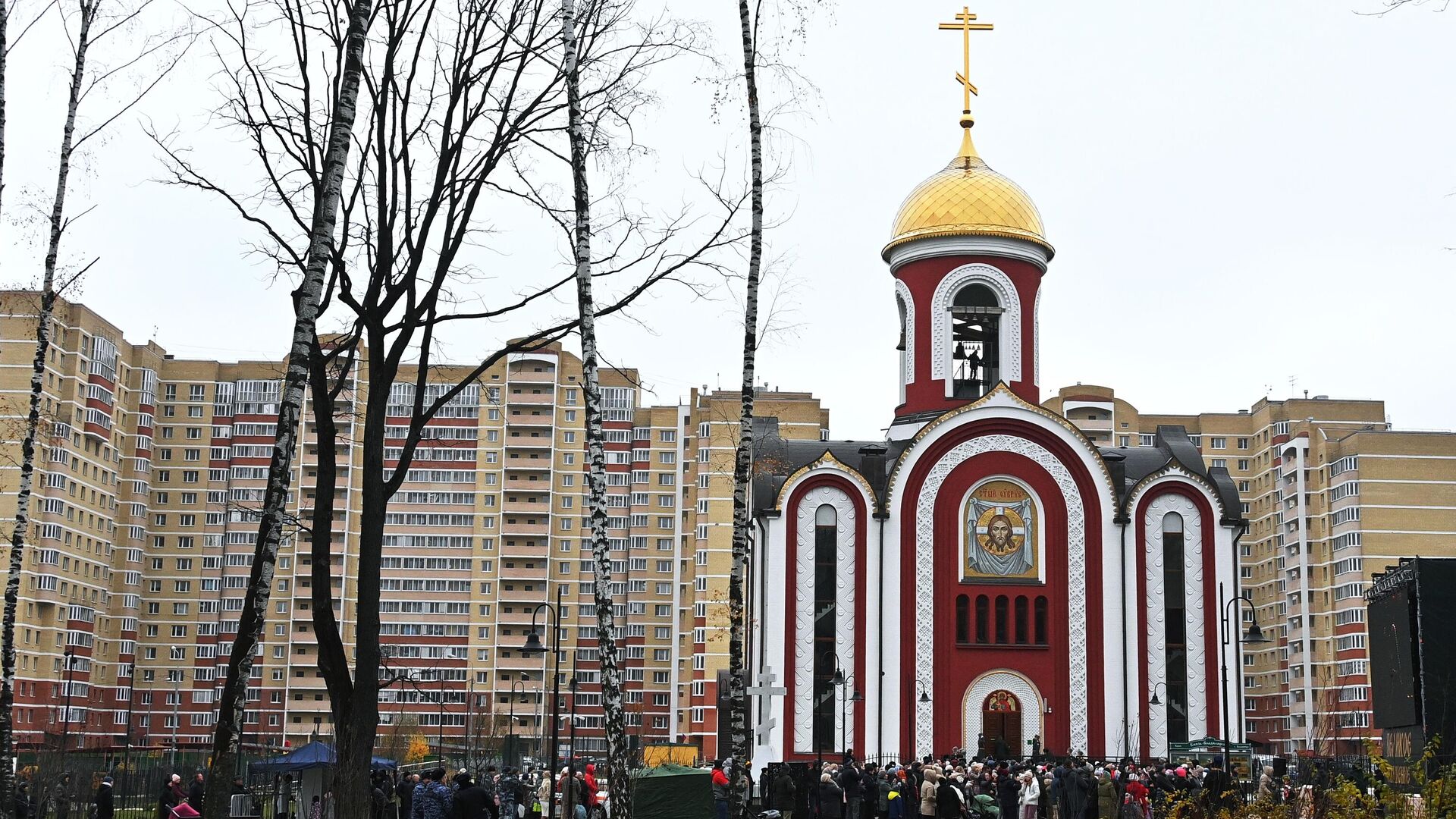 Патриарх Кирилл освящает главный храм Росгвардии - РИА Новости, 07.11.2022