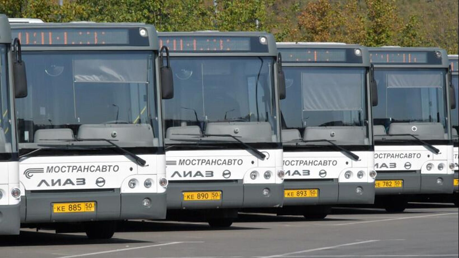 Воробьев: еще 200 новых автобусов поставят в Подмосковье до конца года - РИА Новости, 1920, 08.11.2022