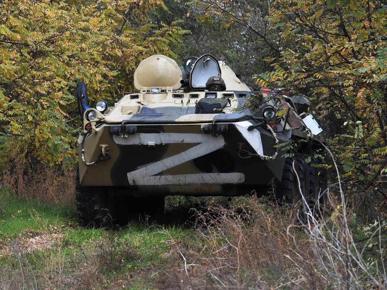 В Крыму завод Ростеха ремонтирует задействованную в спецоперации технику -  РИА Новости, 11.11.2022