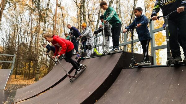 Специалисты сделали новый скейт-парк в поселении Московский 