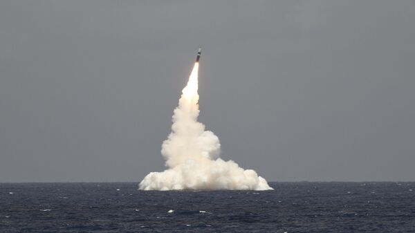 Испытательный запуск ракеты Trident II D5 с подводной лодки класса Огайо Rhode Island ВМС США