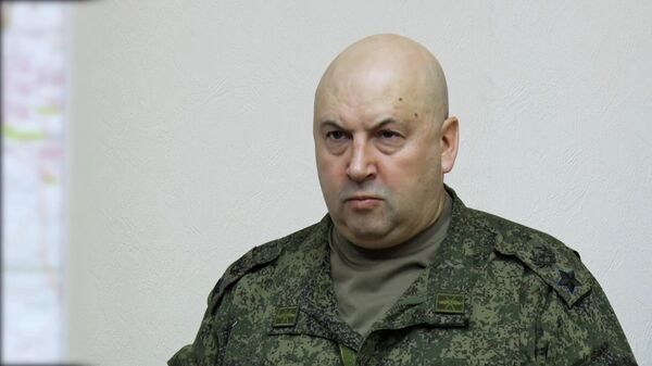 Доклад генерала Суровикина министру обороны Шойгу о ситуации в зоне спецоперации