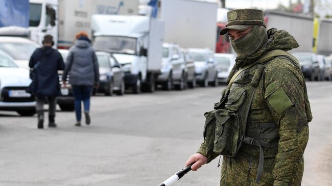 Сотрудник военной полиции в Херсоне