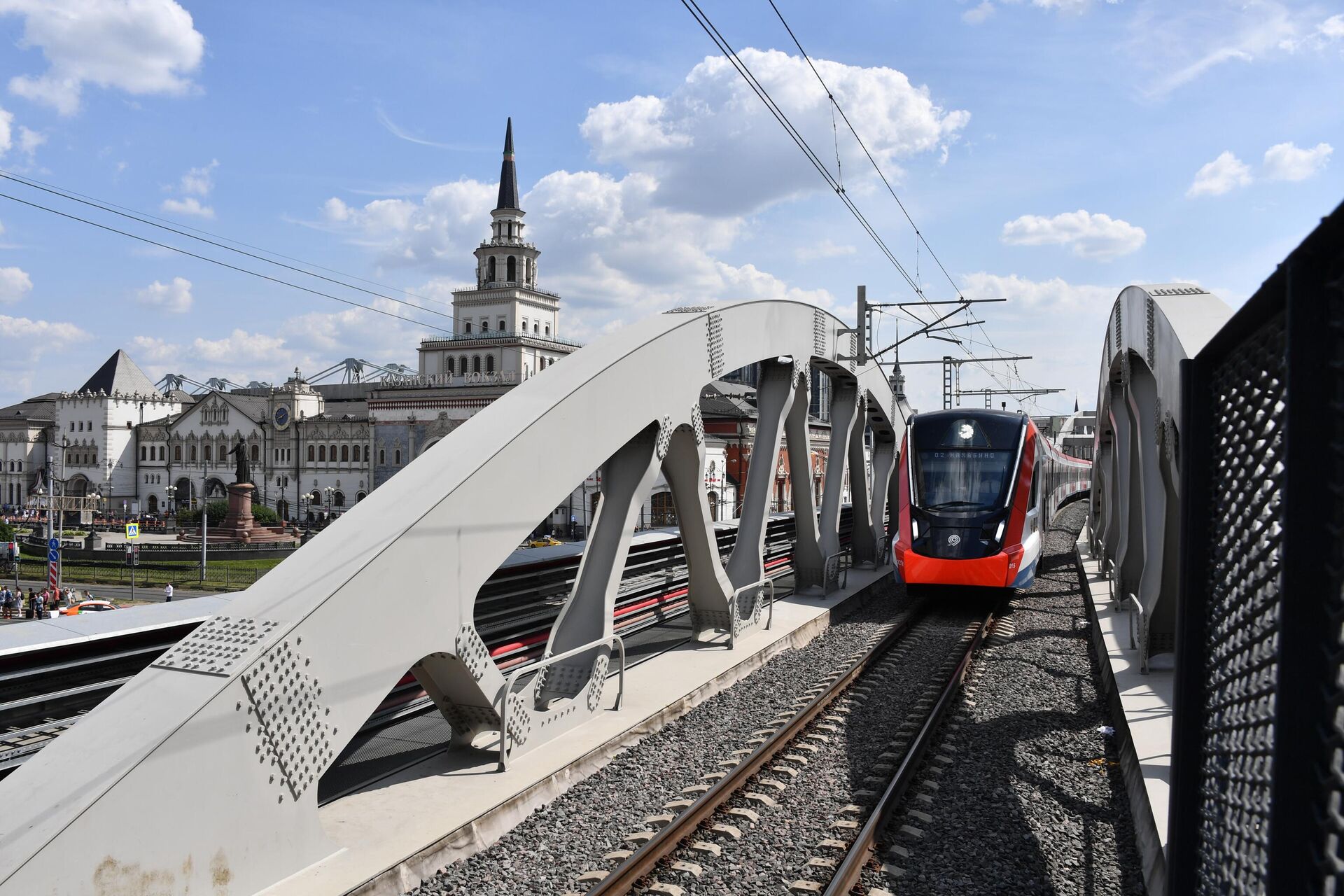 Реконструкция участка D2 и D4 Курская-Площадь трех вокзалов Реконструкция участка D2 и D4 Курская-Площадь трех вокзалов