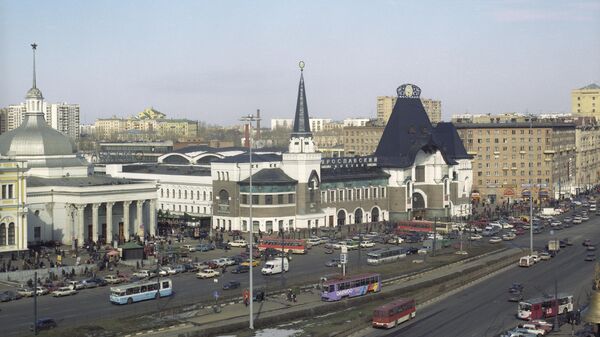 Ярославский вокзал на Комсомольской площади