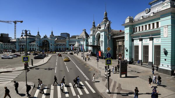 Здание Белорусского вокзала на площади Тверской заставы в Москве