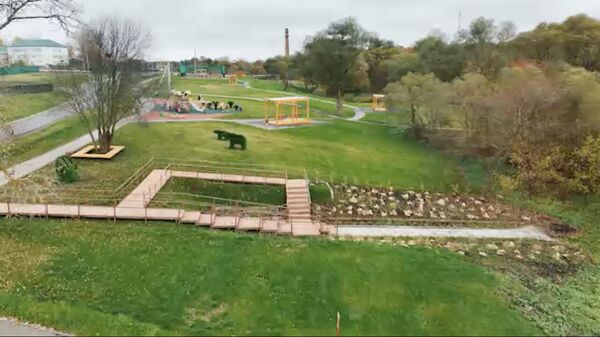 Обустройство нового парка завершили в поселении Роговское в ТиНАО. Стоп-кадр видео