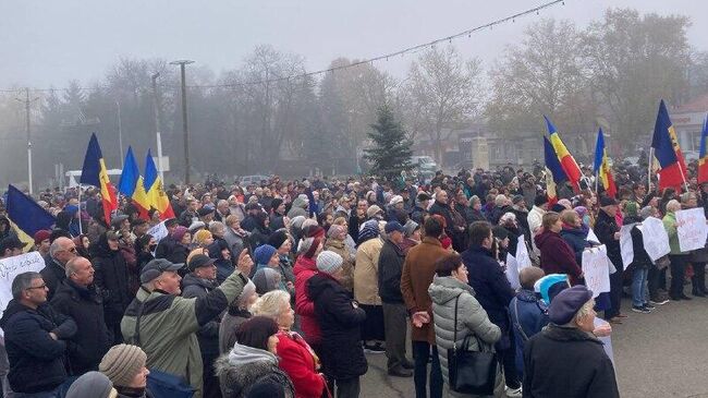 Акция протеста против злоупотреблений и антигосударственной политики правительства Майи Санду в городе Сороки