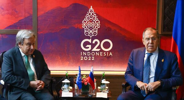 Встреча министра иностранных дел России Сергея Лаврова с генеральным секретарём ООН Антониу Гутеррешем на полях саммита G20 на Бали