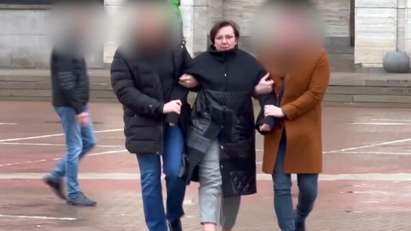 Задержание сотрудниками ФСБ России гражданки Польши Эвы Бокшнайдер за махинации с импортом алкоголя