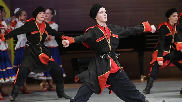 Участники всероссийского фестиваля казачьей культуры