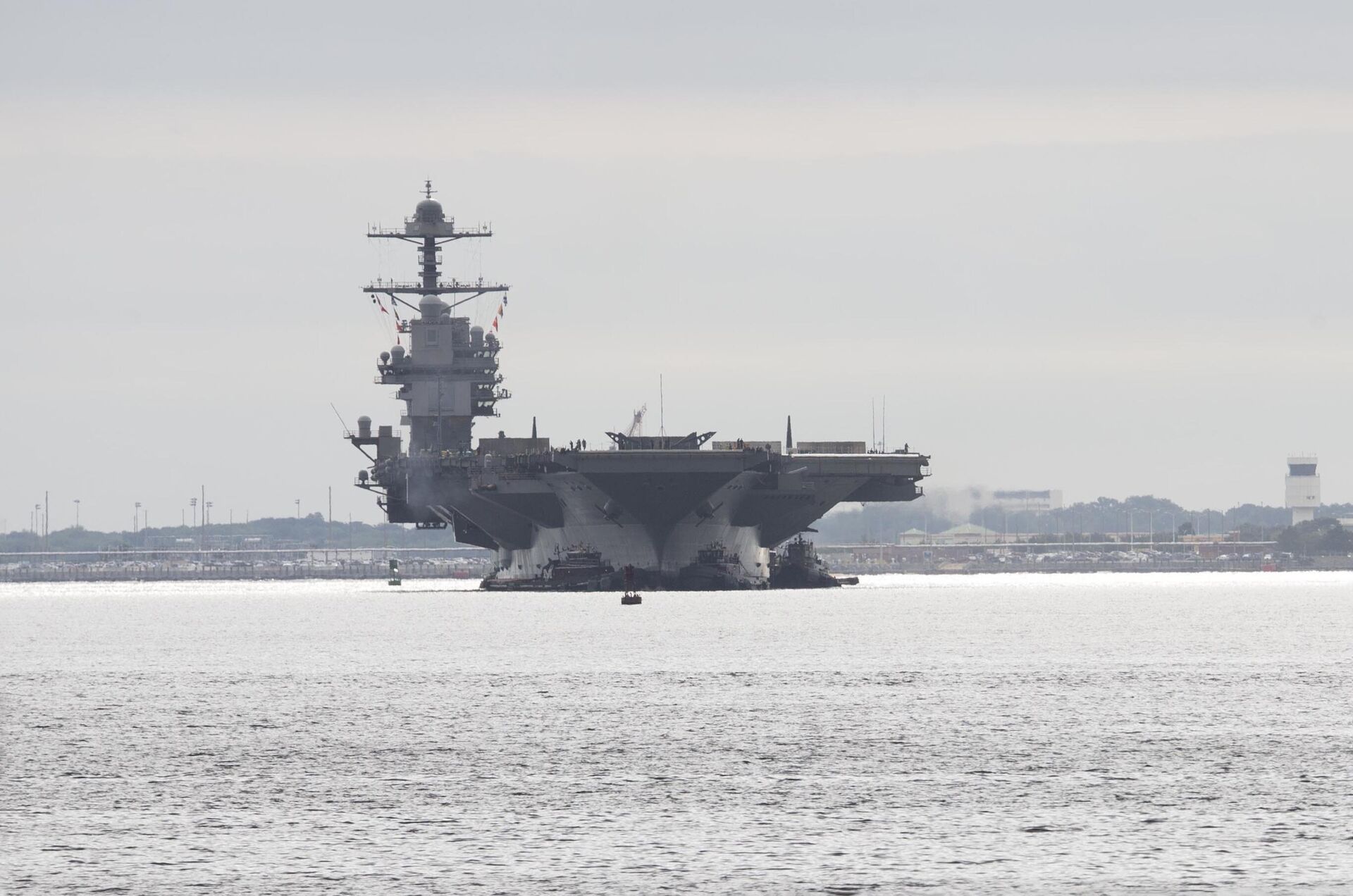 Авианосец ВМС США USS Gerald R. Ford - РИА Новости, 1920, 03.05.2023