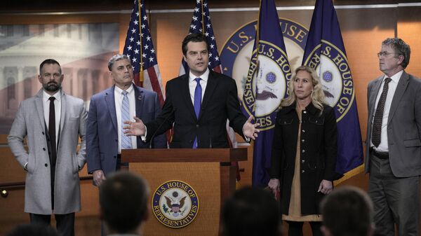Конгрессмены-республиканцы на пресс-конференции в Капитолии в Вашингтоне
