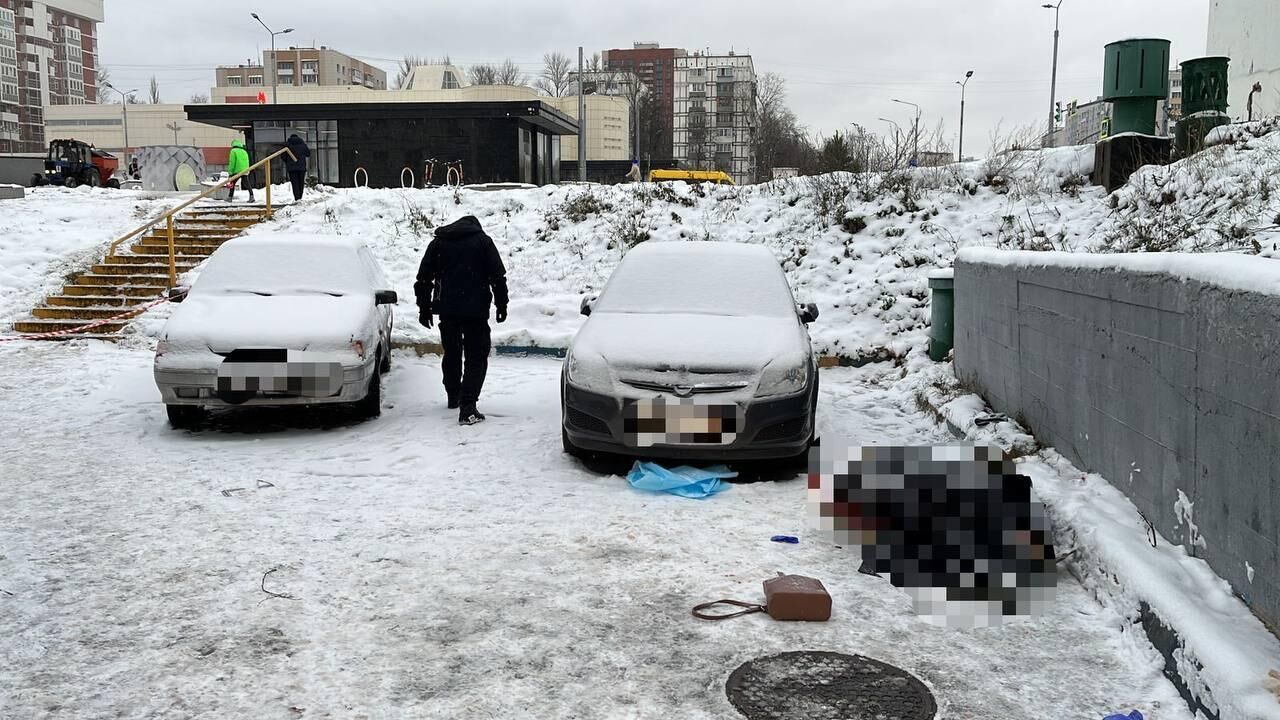 Место обнаружения тела убитой девушки на Севастопольском проспекте в Москве - РИА Новости, 1920, 10.03.2023