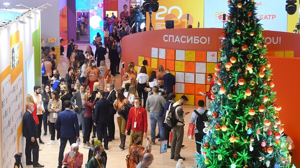 Участники международного форума гражданского участия #МЫВМЕСТЕ в Центральном выставочном зале Манеж в Москве. Архивное фото