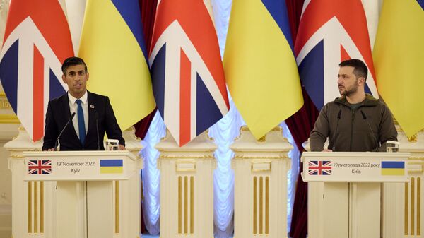 Премьер-министр Великобритании Риши Сунак и президент Украины Владимир Зеленский во время встречи в Киеве