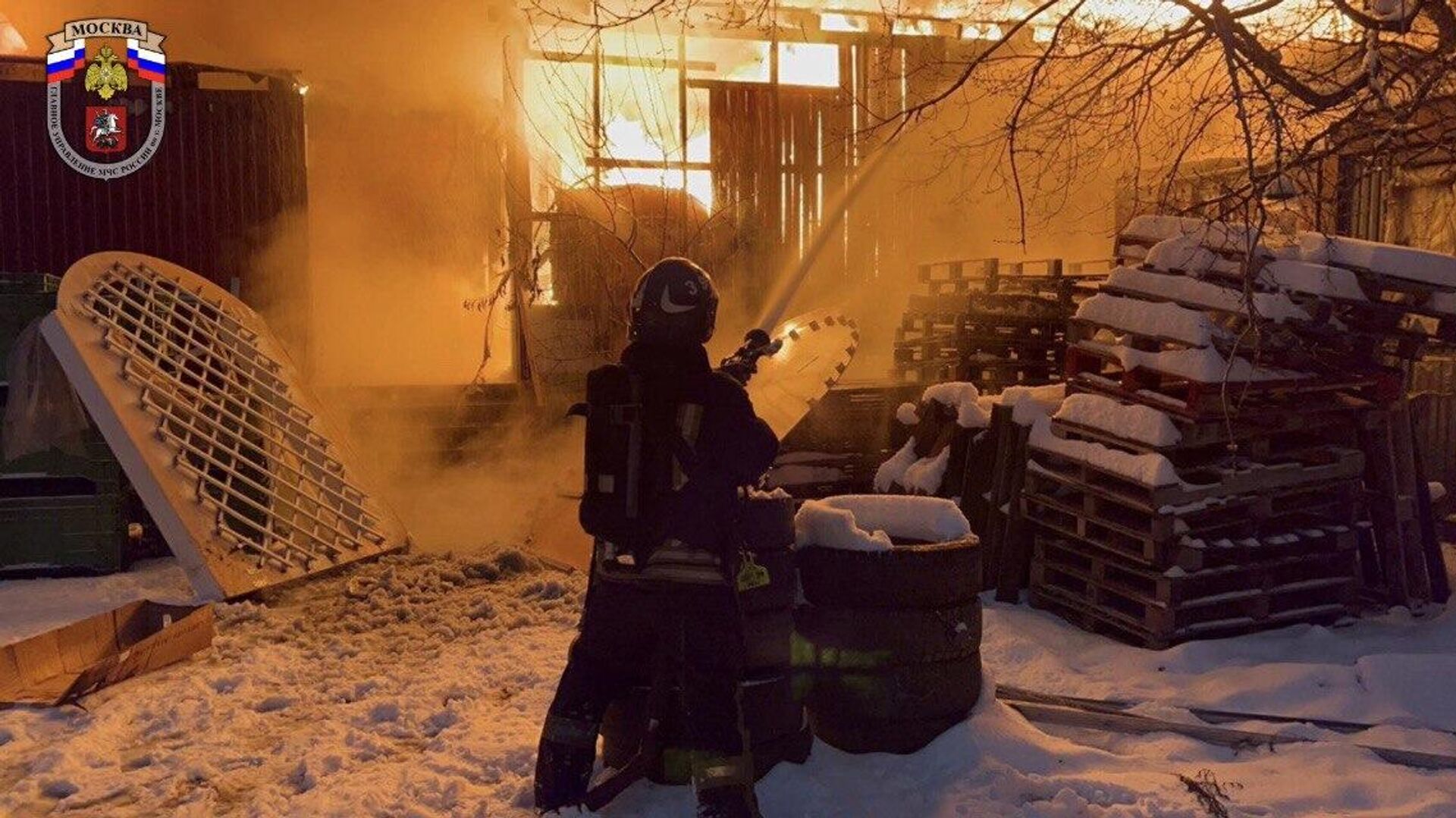 Тушение пожара на Комсомольской площади в Москве - РИА Новости, 1920, 20.11.2022