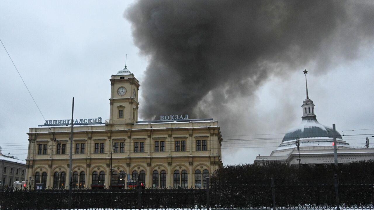 В районе Москва-Сити загорелся 40-этажный жилой дом - РИА Новости,  21.11.2022