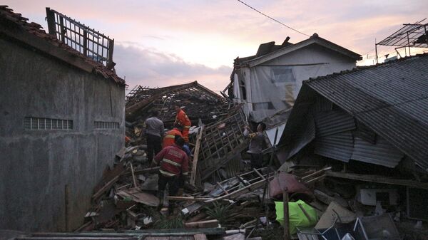 Последствия землетрясения в провинции Западная Ява, Индонезия.21 ноября 2022