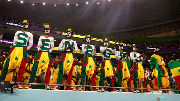 Болельщики сборной Сенегала на чемпионате мира по футболу 2022 года в Катаре