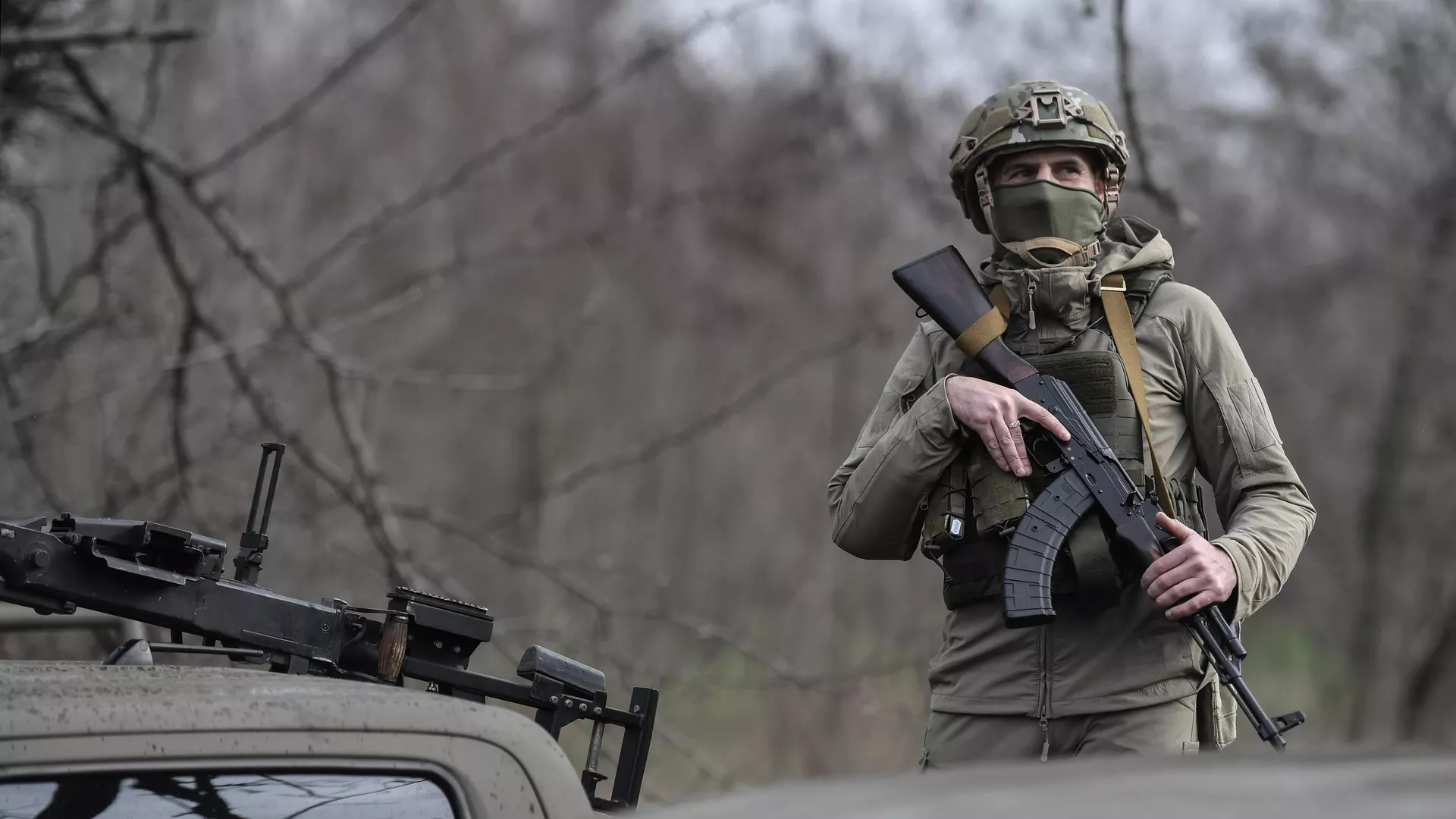 Военный который докладывает нам о победах в Украине