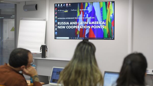 Специальная сессия просветительского проекта SputnikPro Россия и Латинская Америка: новые точки сближения для молодых профессионалов в области медиа в штаб-квартире Международного информационного агентства и радио Sputnik Специальная сессия просветительского проекта SputnikPro Россия и Латинская Америка: новые точки сближения для молодых профессионалов в области медиа в штаб-квартире Международного информационного агентства и радио Sputnik