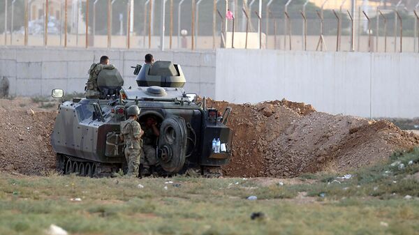 Турецкие военные на границе с Сирией