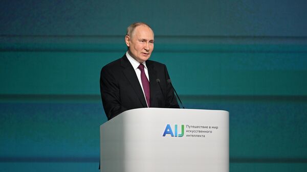 Президент РФ Владимир Путин выступает на международной конференции Путешествие в мир искусственного интеллекта