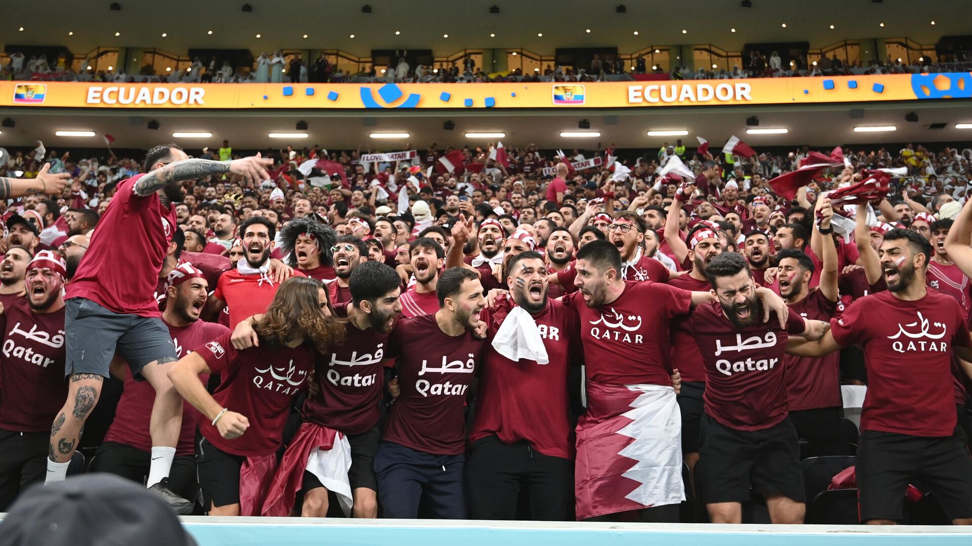 Катар забил первый в истории гол на ЧМ, но проиграл Сенегалу: видеообзор -  РИА Новости Спорт, 25.11.2022