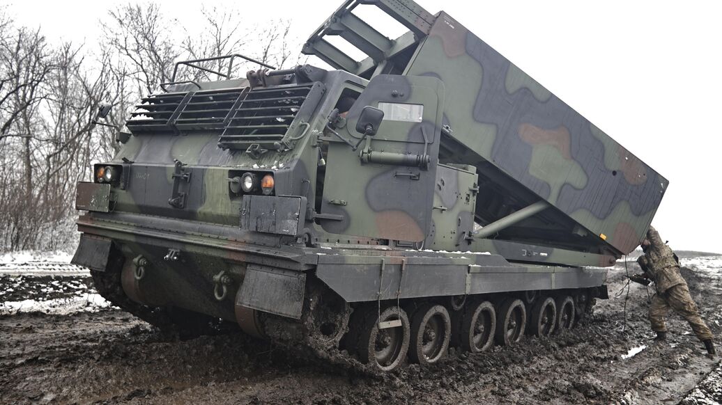 © AP Photo / Roman Chop<br>Реактивная система залпового огня ВСУ. Архивное фото