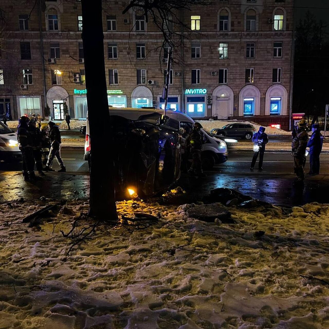 В Москве машина выехала на тротуар и сбила пешеходов - РИА Новости,  27.11.2022