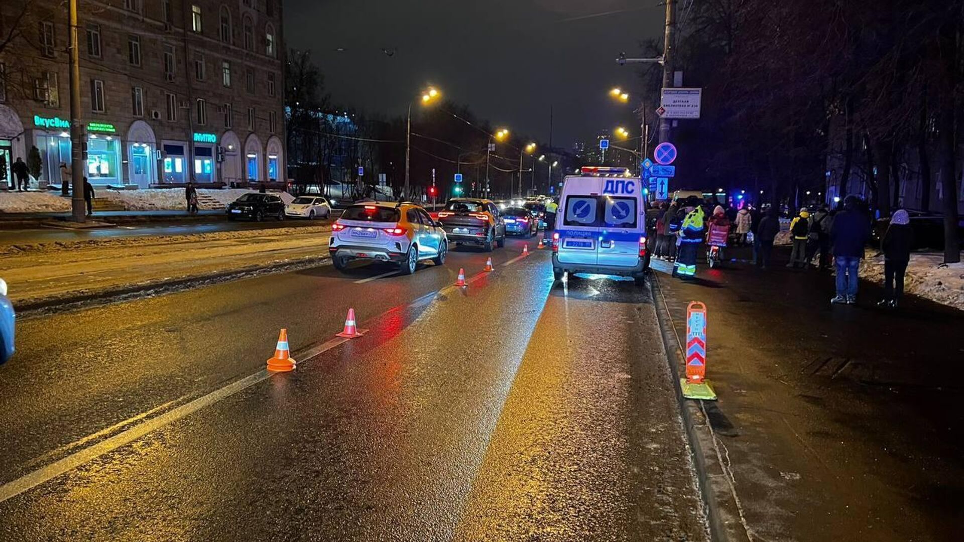 В Петербурге будут судить студентку, въехавшую в пешеходов на BMW - РИА  Новости, 28.11.2022