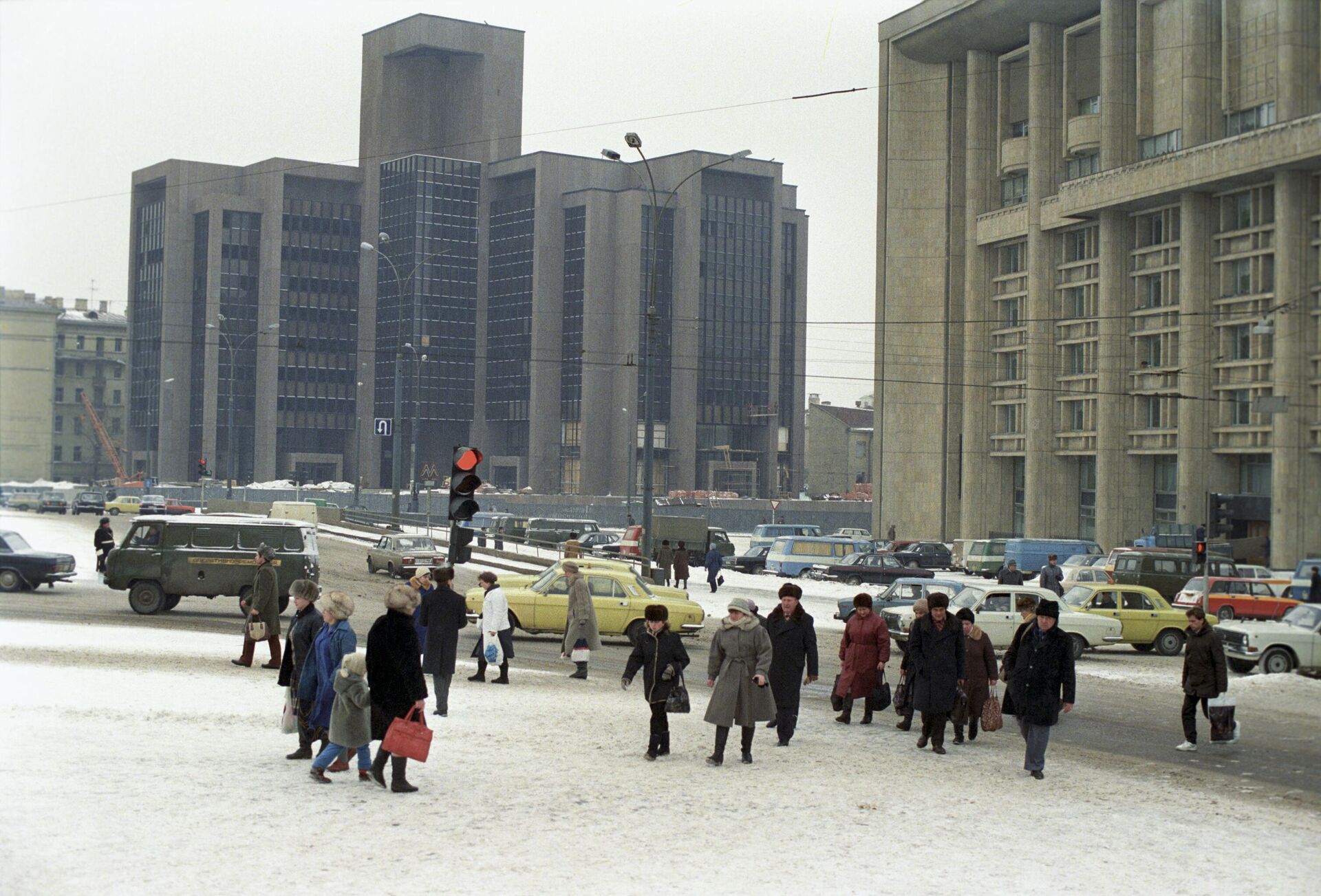 Улица Кирова (ныне - Мясницкая) в Москве. 1989 год Улица Кирова (ныне - Мясницкая) в Москве. 1989 год - РИА Новости, 1920, 26.06.2025