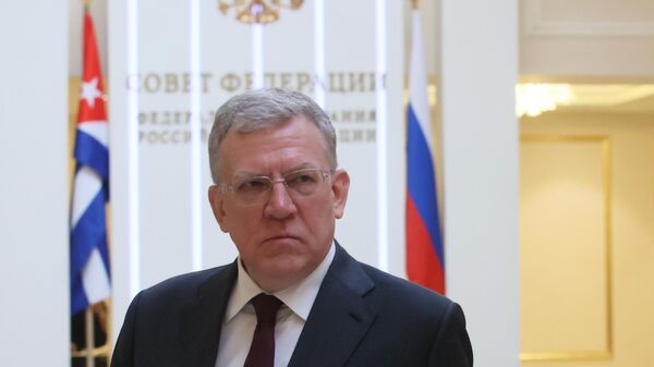 Бывший председатель Счетной палаты России Алексей Кудрин после пленарного заседания Совета Федерации