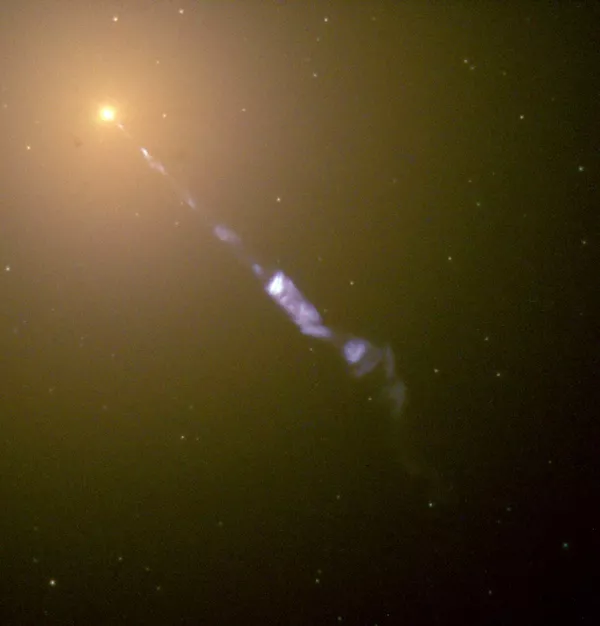 Релятивистская струя. Гигантская эллиптическая галактика M87