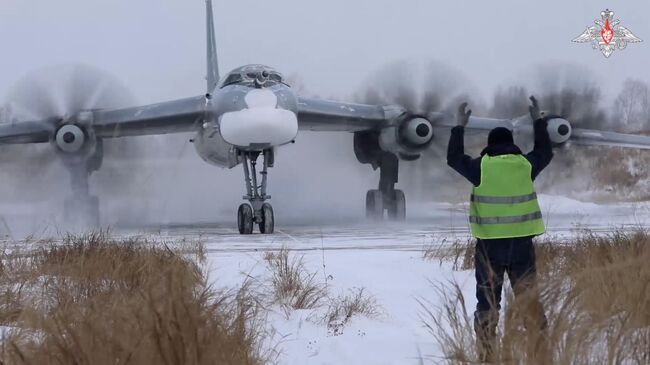 Воздушное патрулирование Россия и Китая в Азиатско-Тихоокеанском регионе. Кадр видео