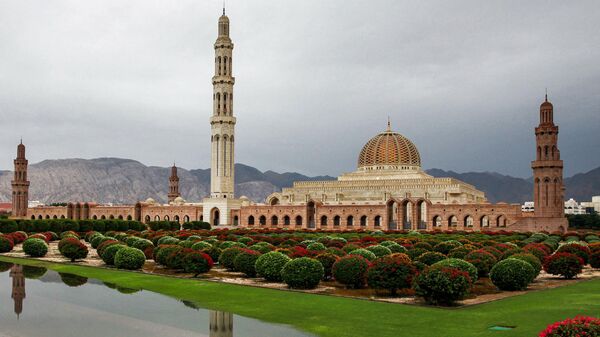 Мечеть Султана Кабуса после дождей в Маскате, Оман