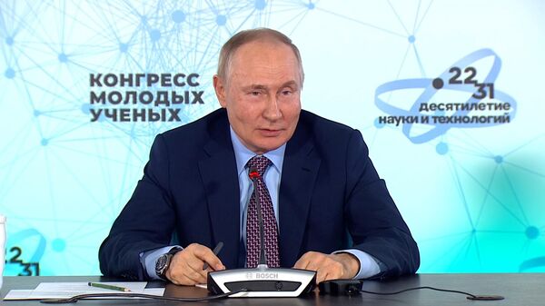 Путин: Сегодняшняя ситуация подталкивает нас к самостоятельной работе по многим направлениям